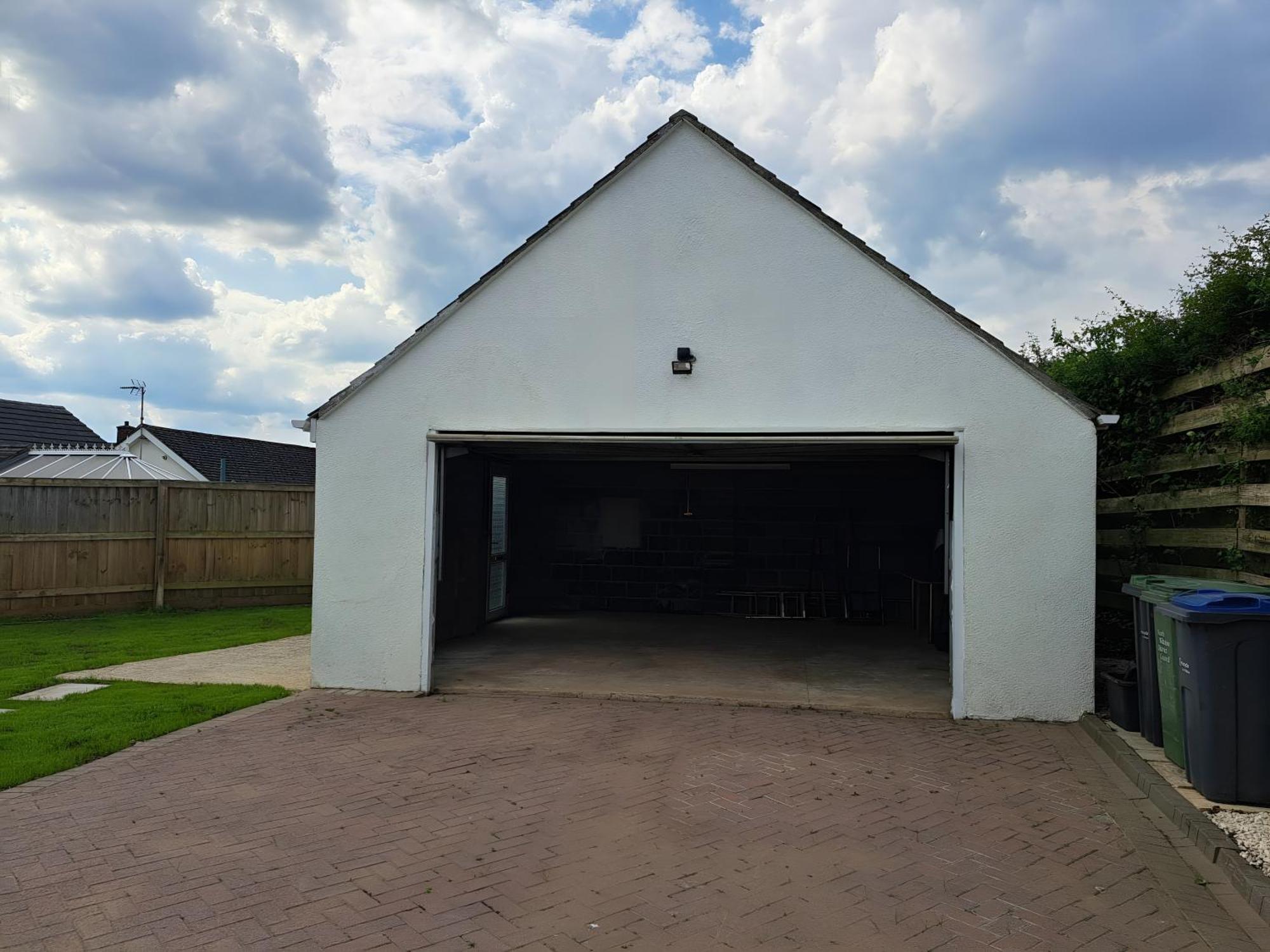 Beautiful 5 Bedroom Bungalow, Sleeps 7, In Calne Exterior photo